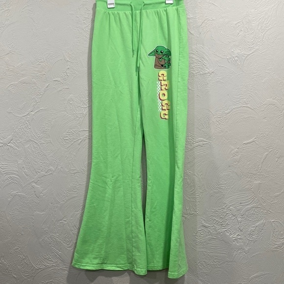 Star Wars Grogu neon green flare pants size XS - Picture 1 of 4